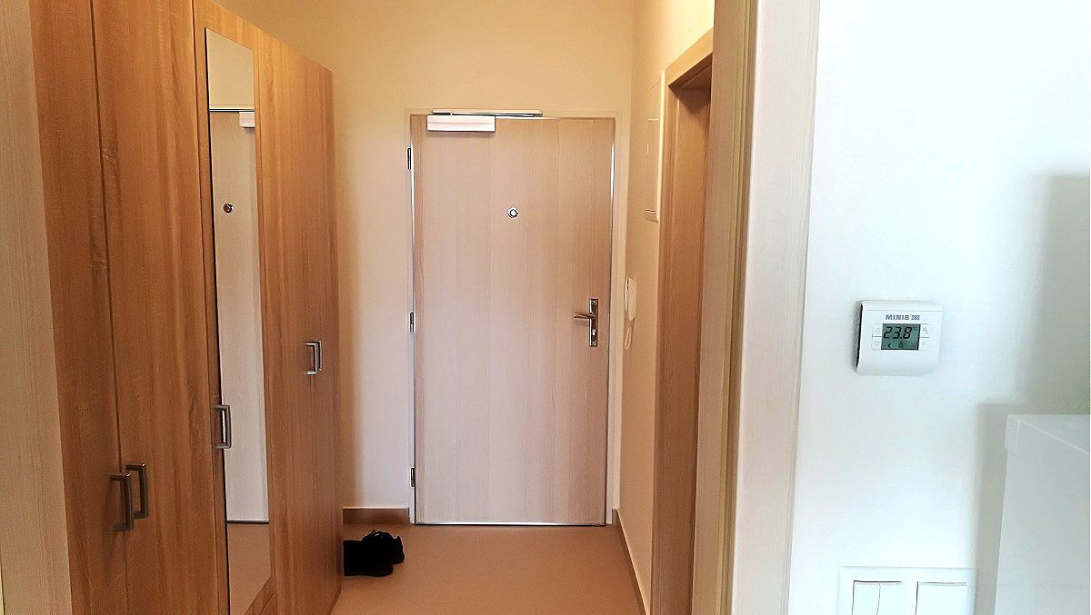 Pronájem bytu 1+kk 38 m² – fotografie 4