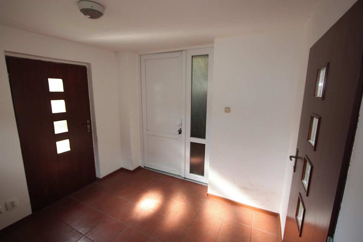 Prodej rodinného domu 100 m², pozemek 6478 m² – fotografie 3