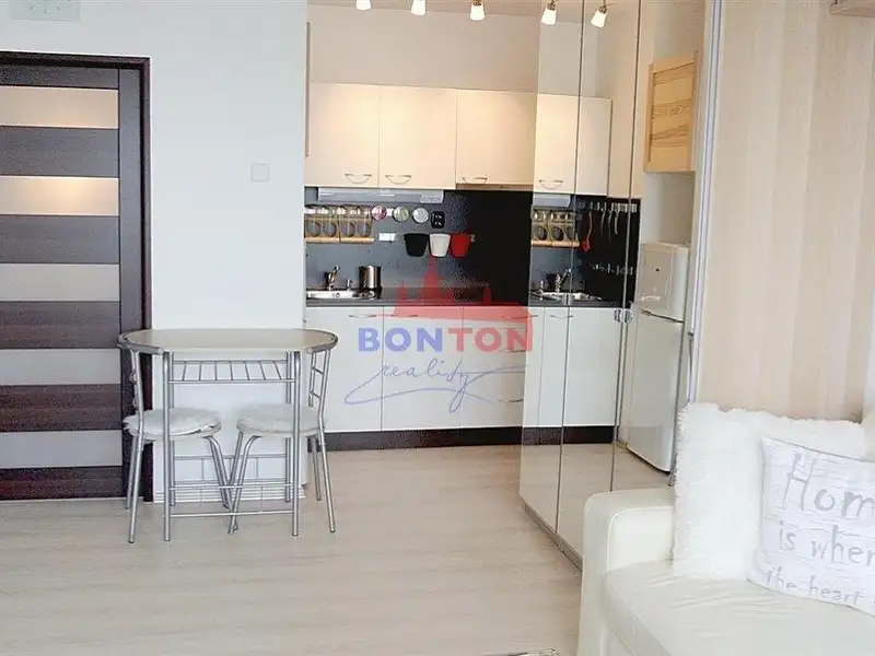 Prodej bytu 1+kk 27 m², Praha – náhled fotky 3