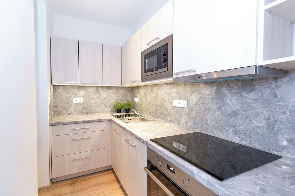 Pronájem bytu 1+kk 30 m² – fotografie 2