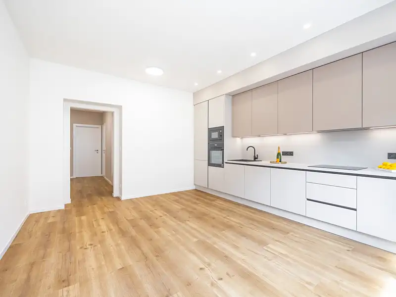 Prodej bytu 3+kk 77 m², Praha – náhled fotky 1
