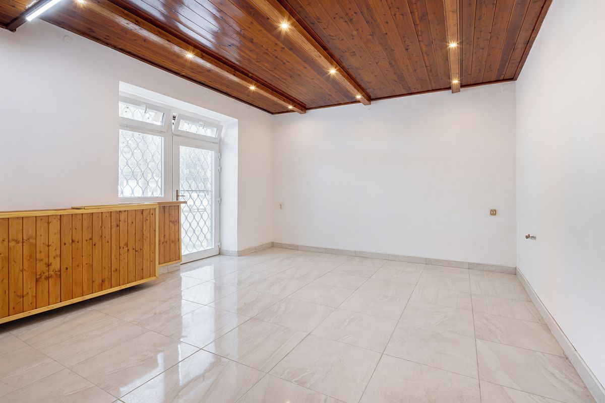 Pronájem obchodního prostoru 47 m²