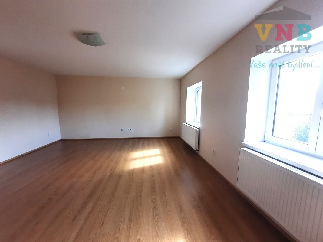 Pronájem bytu 1+kk 43 m² – fotografie 3