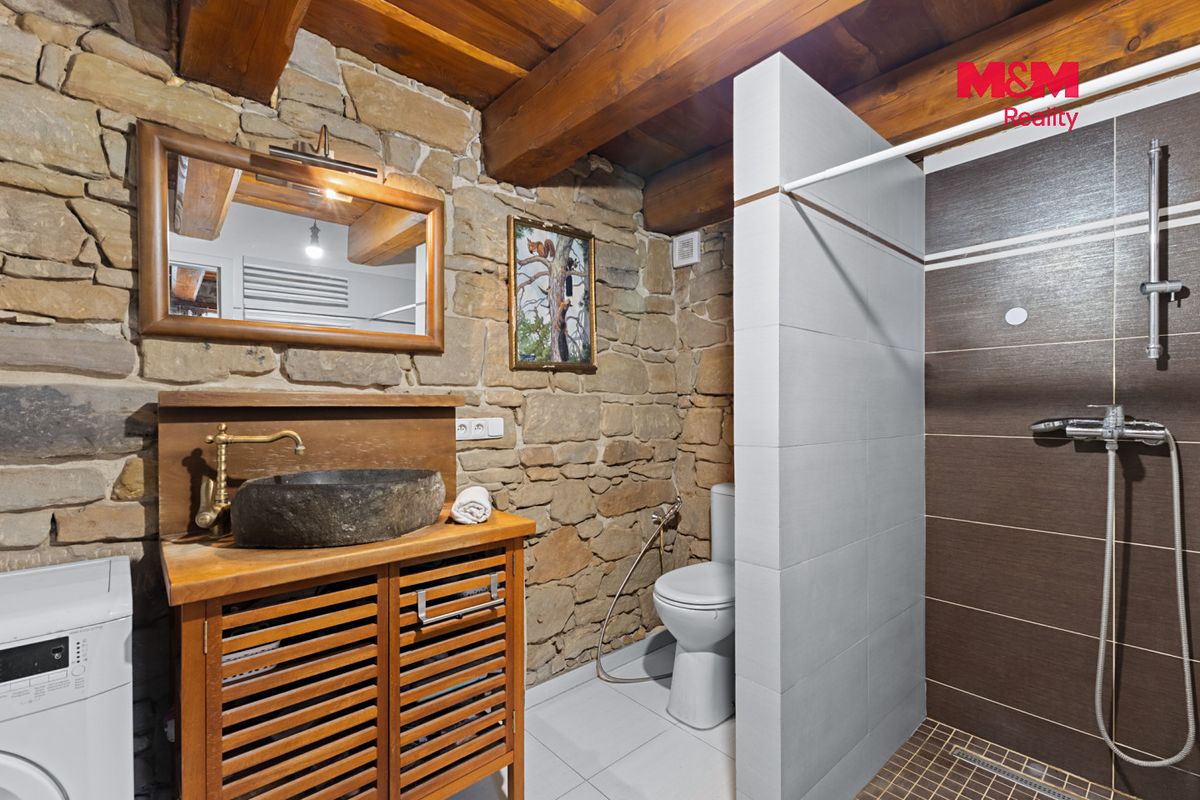 Prodej zemědělské usedlosti 380 m², pozemek 17352 m² – fotografie 5