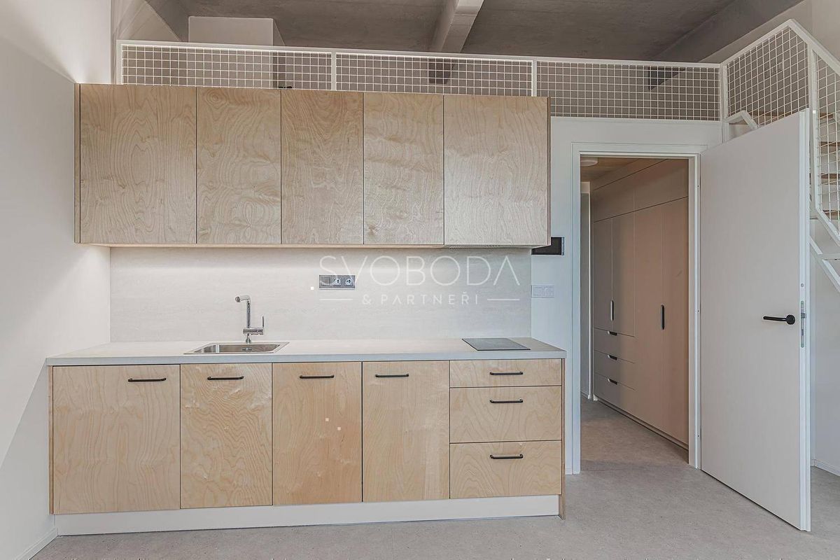 Pronájem bytu 1+kk 34 m² – fotografie 4