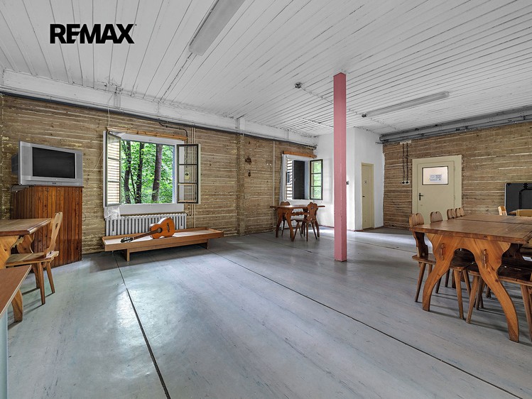 Gewerbefläche zum Kauf, 900 m² (3 von 24)