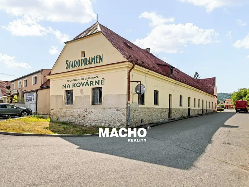 Prodej rodinného domu 286 m², pozemek 447 m², Řitka – náhled fotky 1