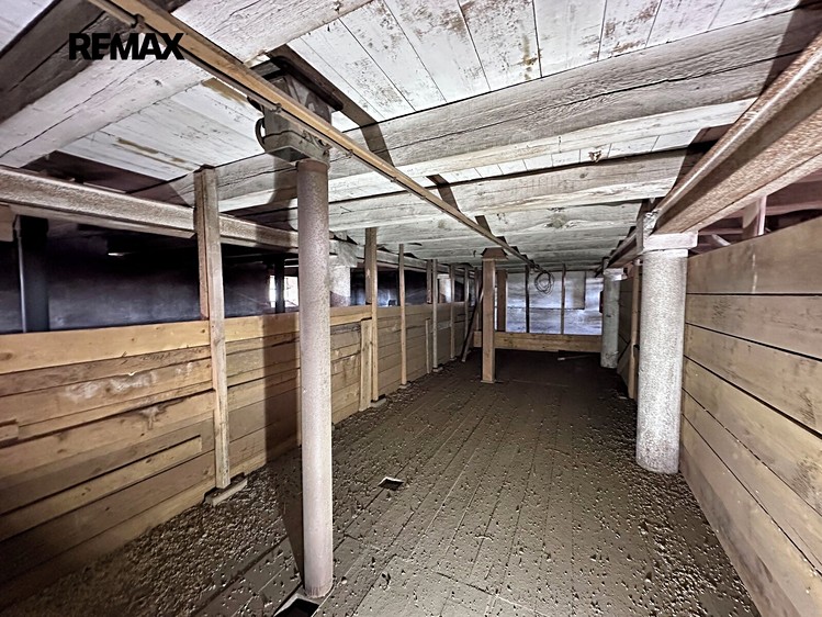 Комерційне приміщення на продаж, 830 м² (27 з 34)