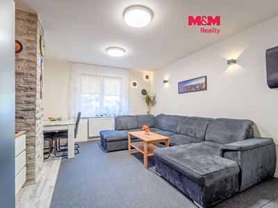 Prodej rodinného domu 353 m², pozemek 515 m²
