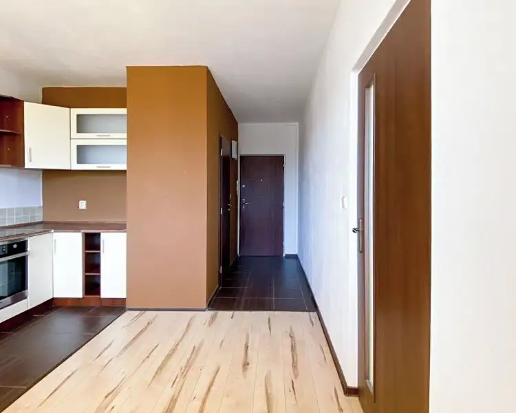 Pronájem bytu 1+1 36 m², Chomutov – náhled fotky 3
