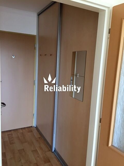 Pronájem bytu 1+kk 25 m² – fotografie 3