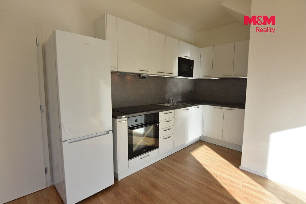Pronájem rodinného domu 87 m², pozemek 200 m² – fotografie 4