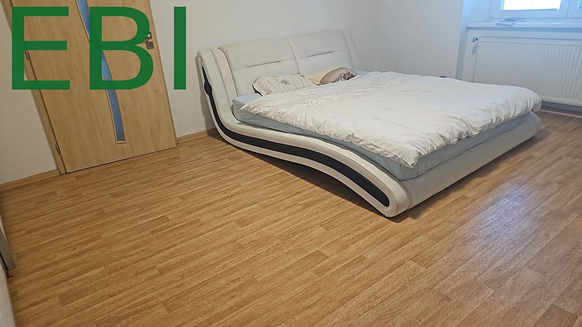 Pronájem bytu 3+1 105 m² – fotografie 3