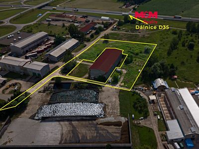 Prodej komerčního pozemku 8584 m²