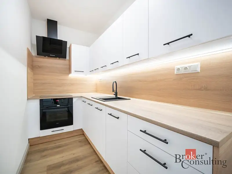 Prodej bytu 2+kk 37 m², Ostrava – náhled fotky 2