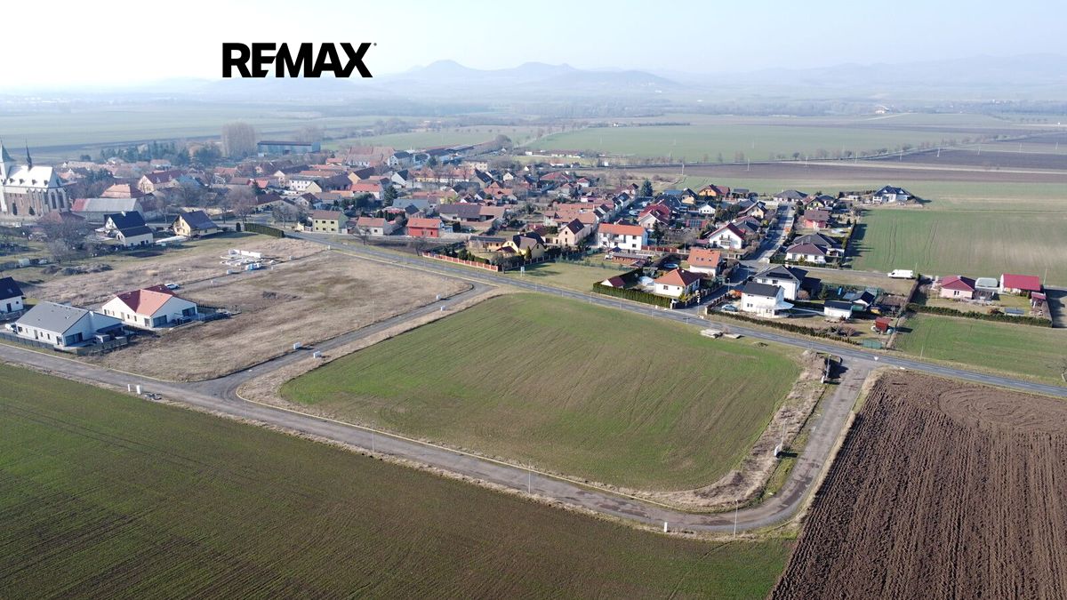Prodej stavebního pozemku 1189 m² – fotografie 3
