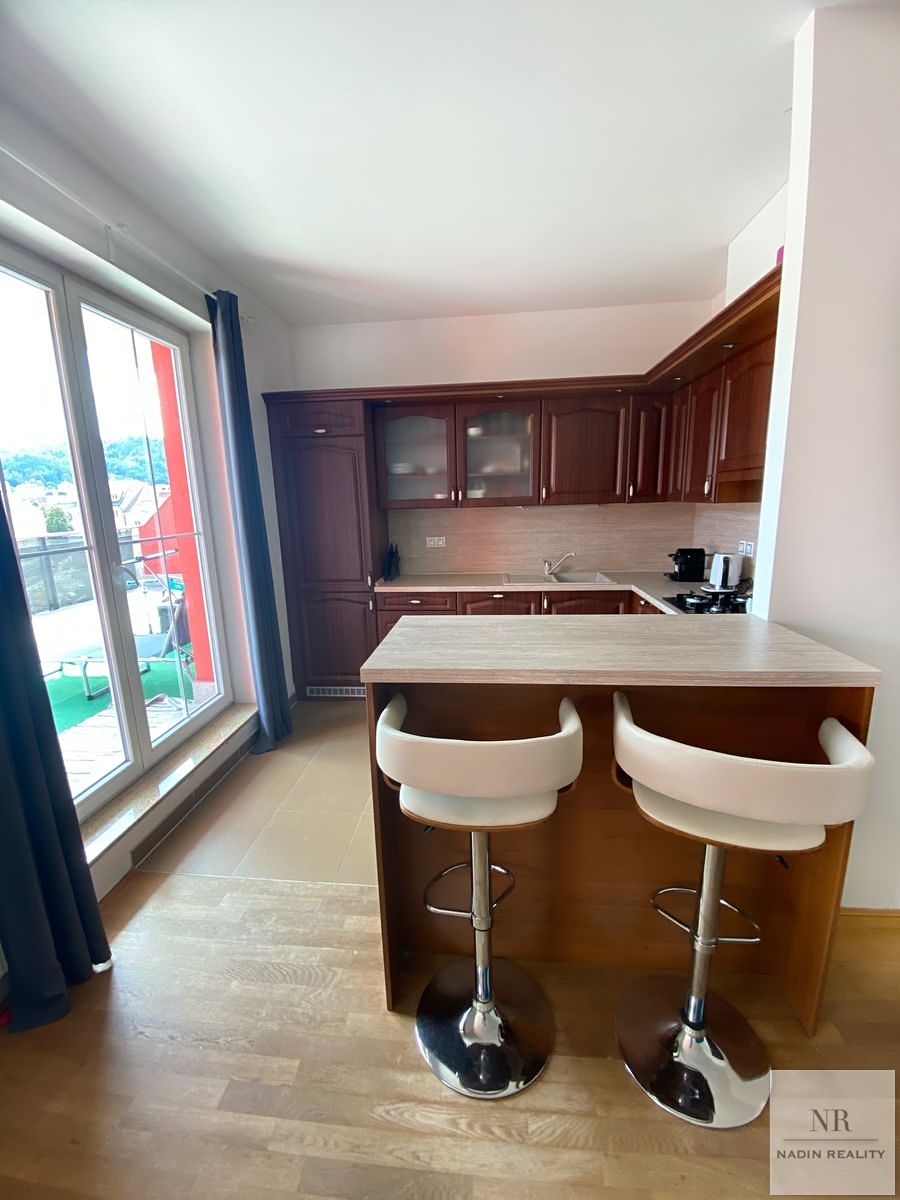 Pronájem bytu 3+kk 113 m² – fotografie 3