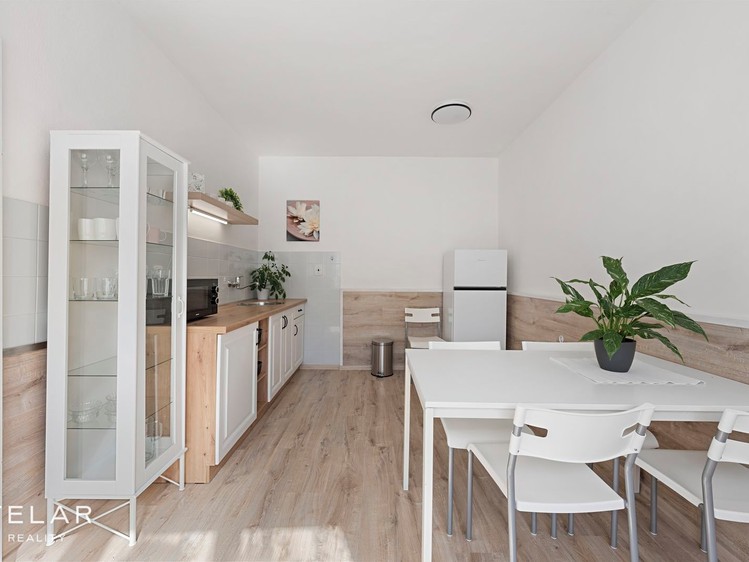 Комерційне приміщення на продаж, 220 м² (16 з 31)
