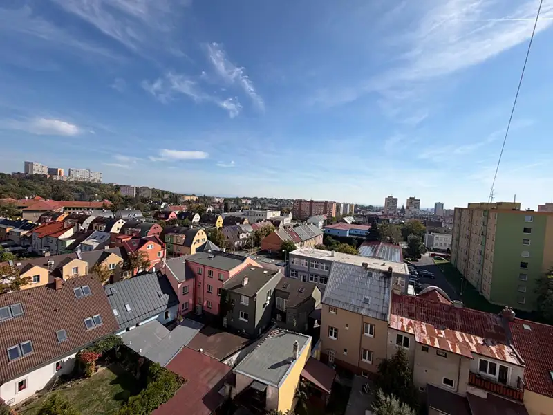 Pronájem bytu 1+kk 20 m², Chomutov – náhled fotky 3