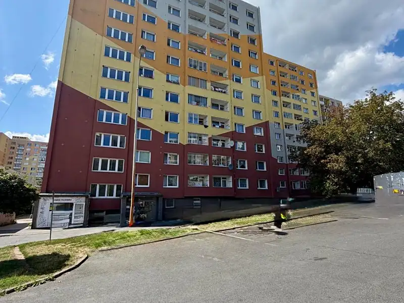 Prodej bytu 2+1 63 m², Chomutov – náhled fotky 1