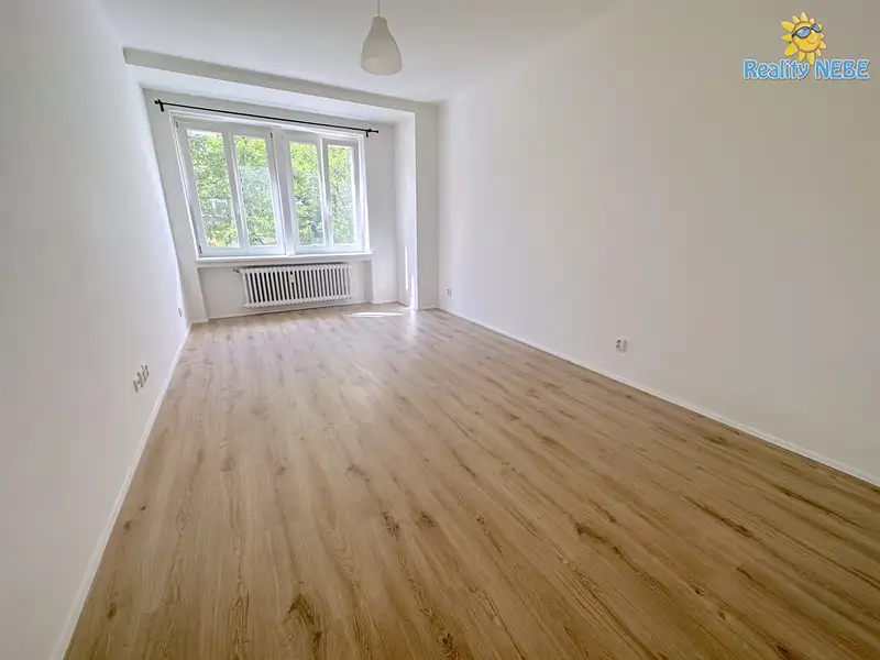 Pronájem bytu 2+kk 62 m², Praha – náhled fotky 3