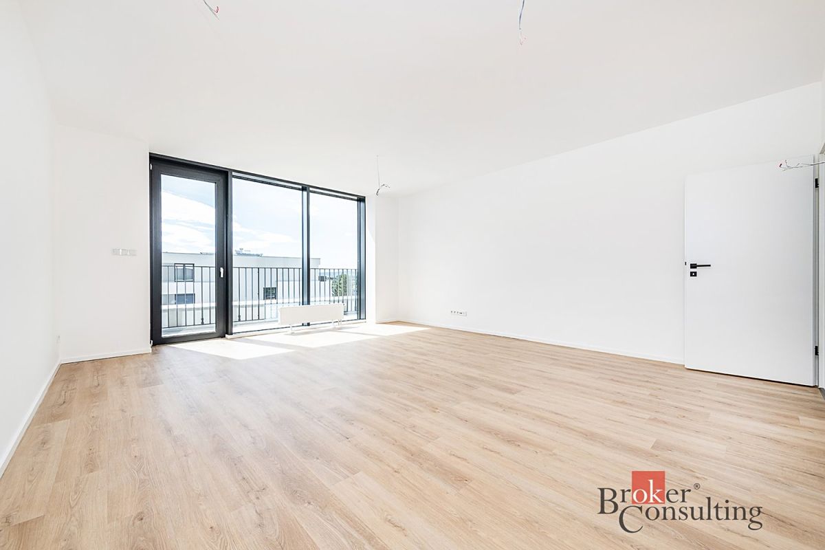 Pronájem bytu 2+kk 60 m² – fotografie 5