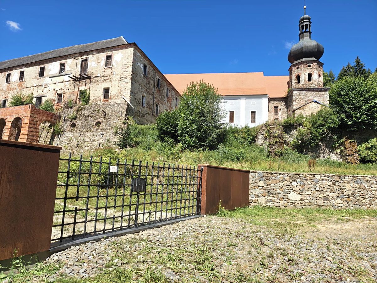 Prodej památky 4953 m², pozemek 15009 m² – fotografie 4