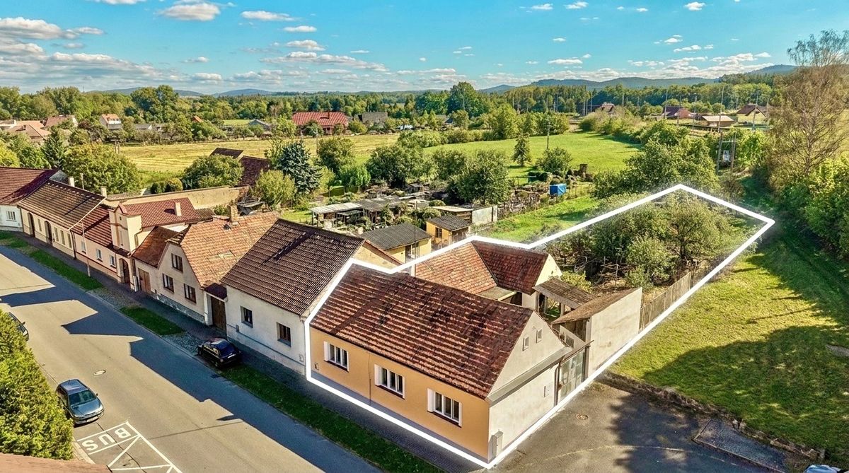 Prodej rodinného domu 94 m², pozemek 854 m²