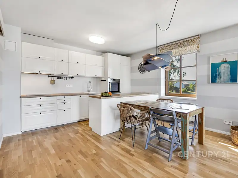 Prodej bytu 3+kk 82 m², Kařez – náhled fotky 1