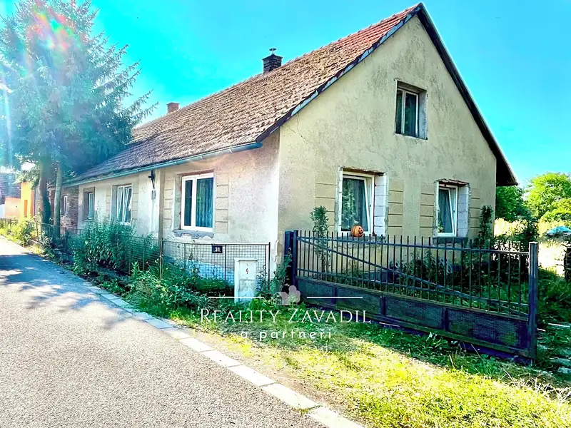Prodej rodinného domu 110 m², pozemek 1021 m², Lískovice – náhled fotky 2