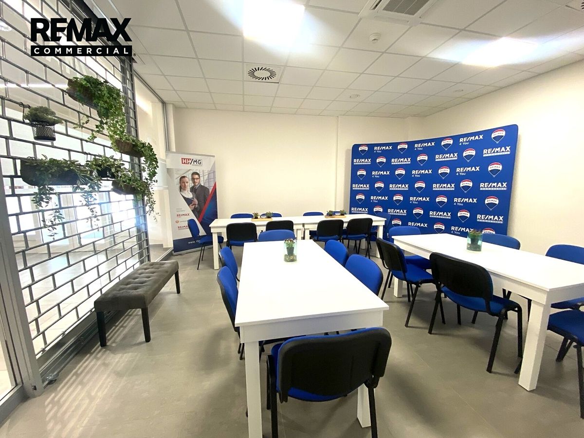 Pronájem obchodního prostoru 55 m² – fotografie 3