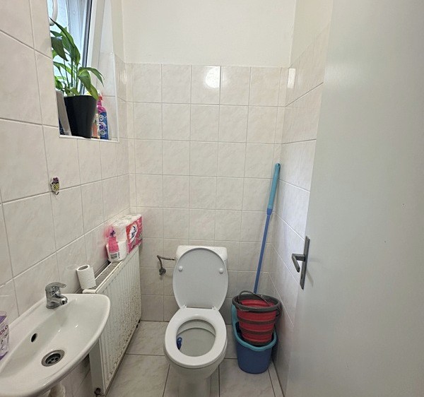 Pronájem bytu 2+kk, 48 m² (9 z 12)