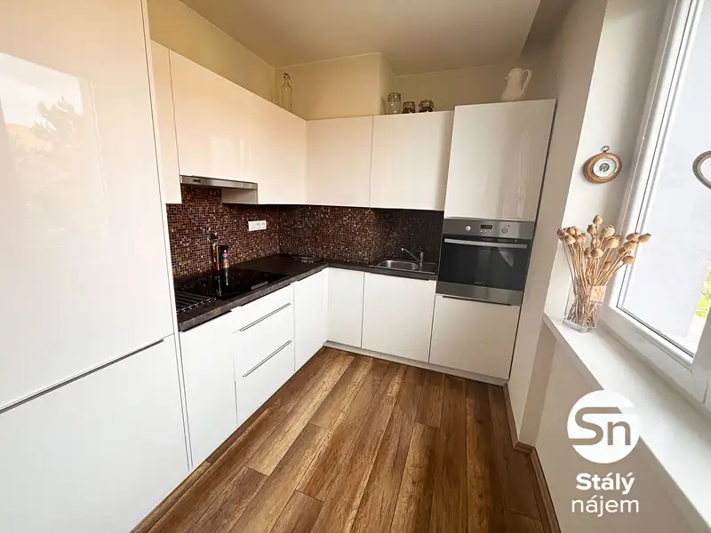 Pronájem bytu 2+kk 55 m², Stochov – náhled fotky 3