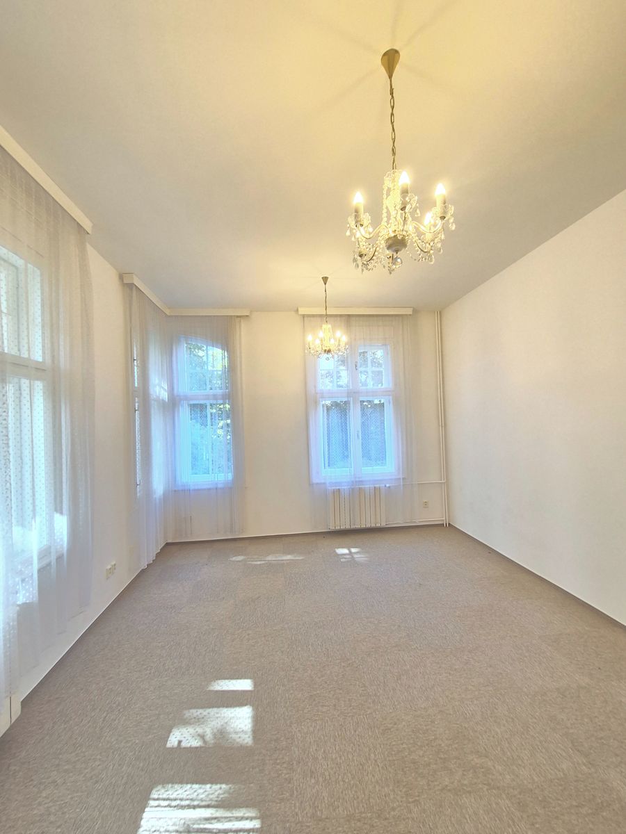 Pronájem kanceláře 25 m² – fotografie 3