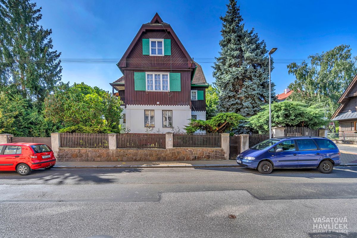 Prodej rodinného domu 170 m², pozemek 723 m²
