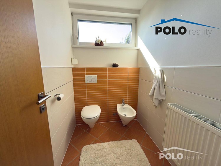 Prodej domu, 197 m² (17 z 25)