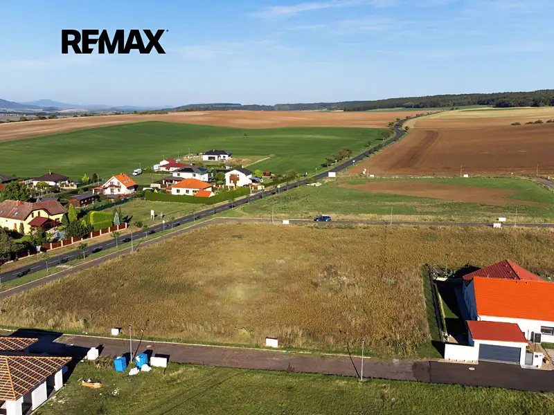 Prodej stavebního pozemku 860 m², Slavětín – náhled fotky 3