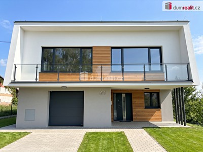 Будинок на продаж, 180 м² (2 з 17)