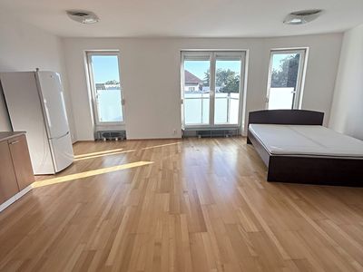 Pronájem bytu 2+kk 64 m²