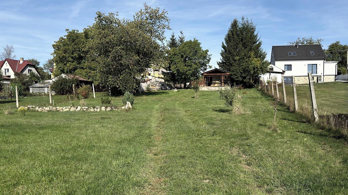 Prodej stavebního pozemku 10094 m² – fotografie 4