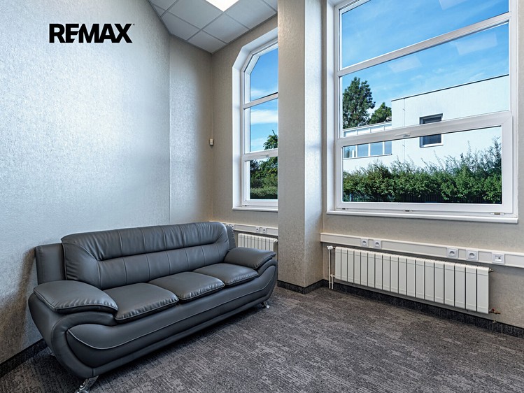 Prodej komerčního prostoru, 2 029 m² (30 z 36)