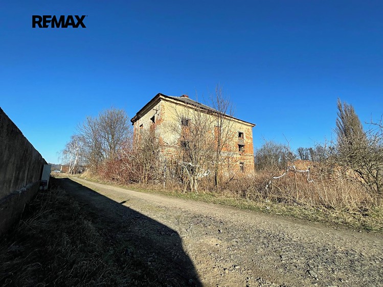 Комерційне приміщення на продаж, 2 764 м² (10 з 24)