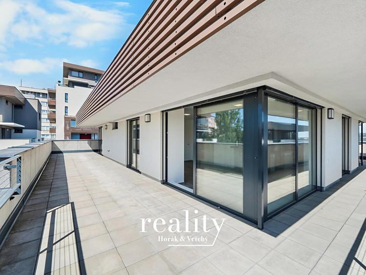 Квартира 4+kk в оренду, 127 м² (1 з 34)