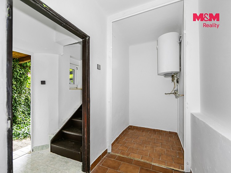 Комерційне приміщення на продаж, 230 м² (21 з 30)