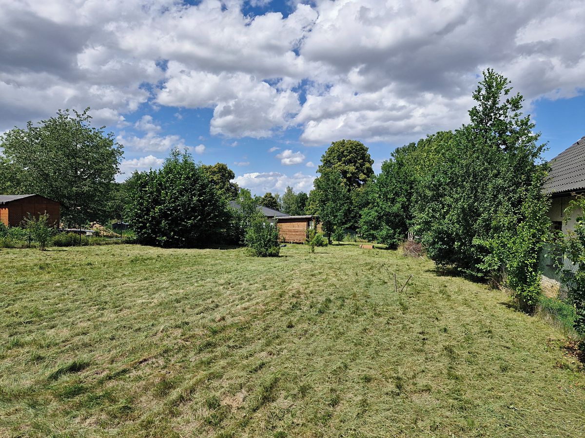 Prodej stavebního pozemku 1028 m²