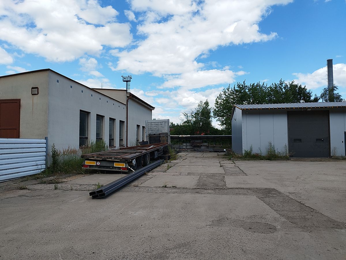 Prodej výrobní haly, prostoru 600 m²