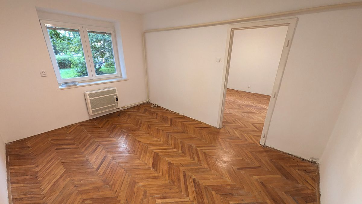 Pronájem bytu 2+1 48 m² – fotografie 3