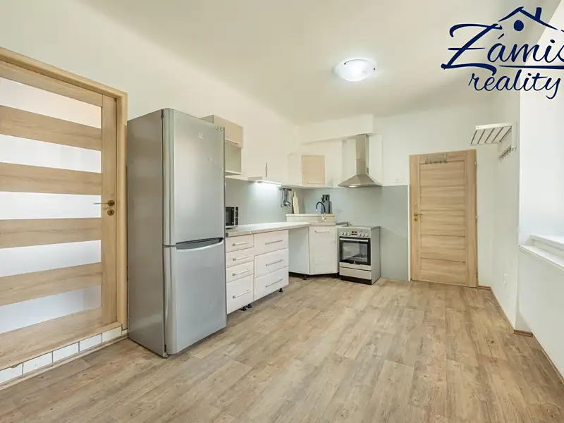 Prodej rodinného domu 118 m², pozemek 407 m², Velvary – náhled fotky 2