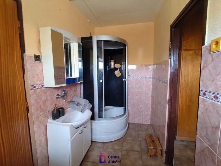 Prodej domu, 92 m² (16 z 21)