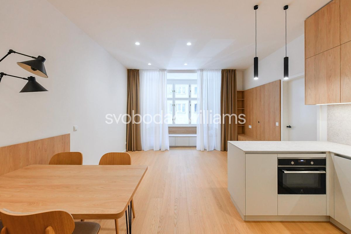 Pronájem bytu 3+kk 87 m²
